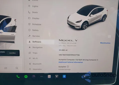2023 Tesla Model Y Awd/Long Range Dual Motor All-Wheel Drive from USA, damaged, VIN 7SAYGDEE1PA137728